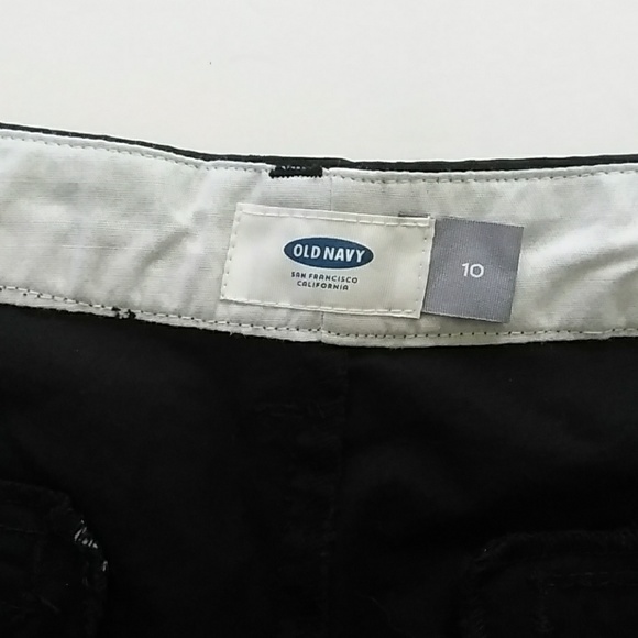 Old Navy Sz 10 Flat Front Black Bermuda Shorts - Picture 3 of 5